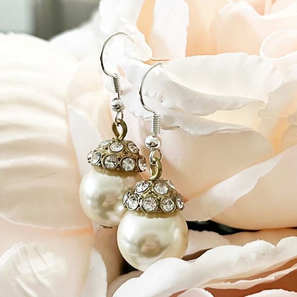 Upcycled J. Crew Crystal Pearl Drop Earrings - Picture 2 of 5